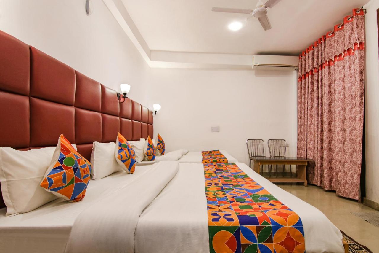 Fabhotel Grover Kangra Exterior photo